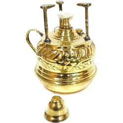 The medium-sized engraved censer